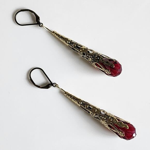 Blood Red Drop Vamp Crystal Earrings - Picture 4 of 6